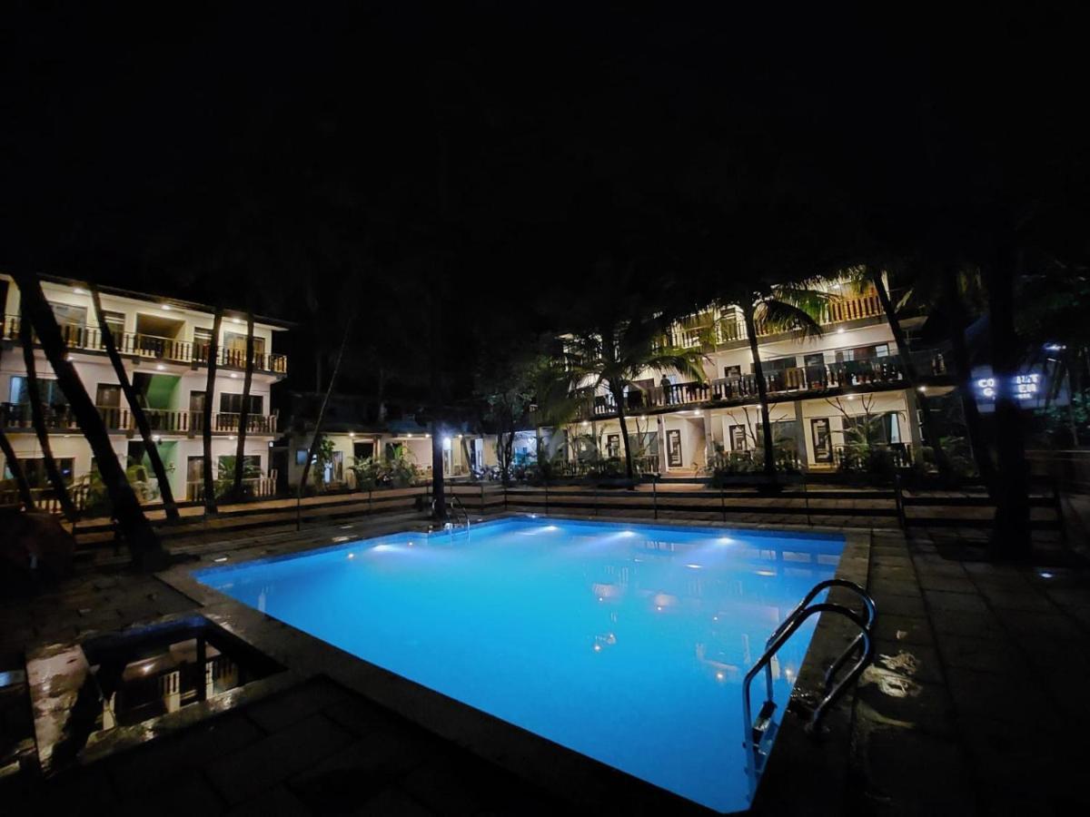 Coconut Garden Beach House Malvan Exterior photo